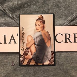 NWT Victória’s Secret Angel Sleep Tee